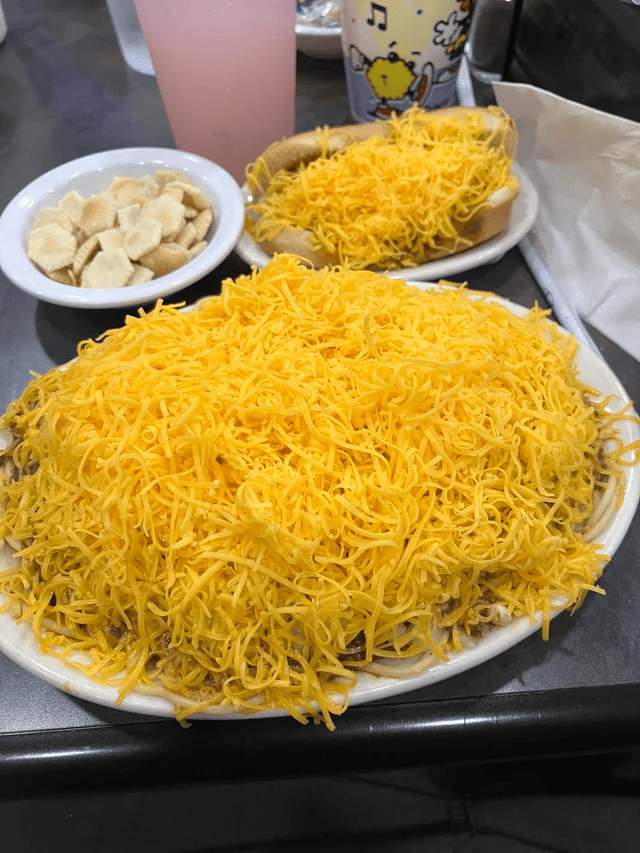 Вот сколько сыра нам доложили в блюда