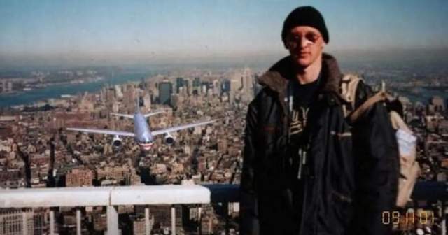 Человек в момент трагедии 11 сентября