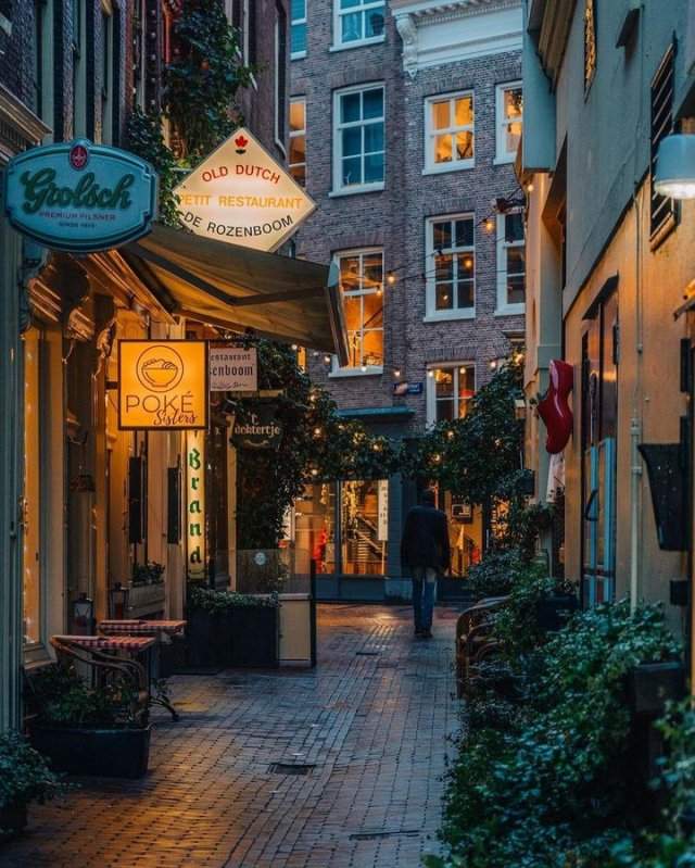 Картинки из старого города в Амстердаме