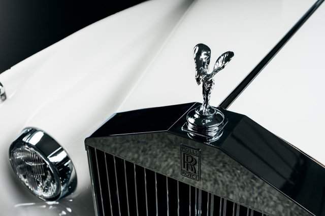 Самый мощный ретро-автомобиль в истории Rolls-Royce 1961 года