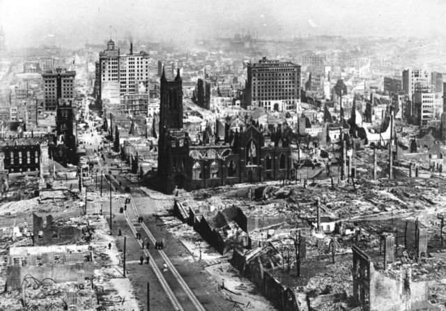 Последствия землетрясения в Сан-Франциско, апрель 1906 года. Бедствие разрушило 80 процентов города.