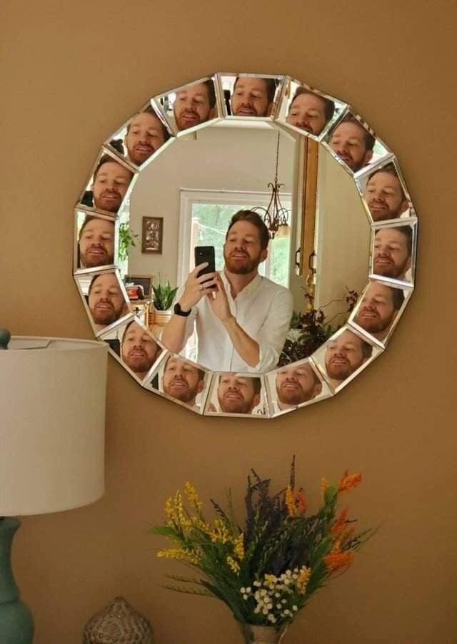 необычное зеркало
