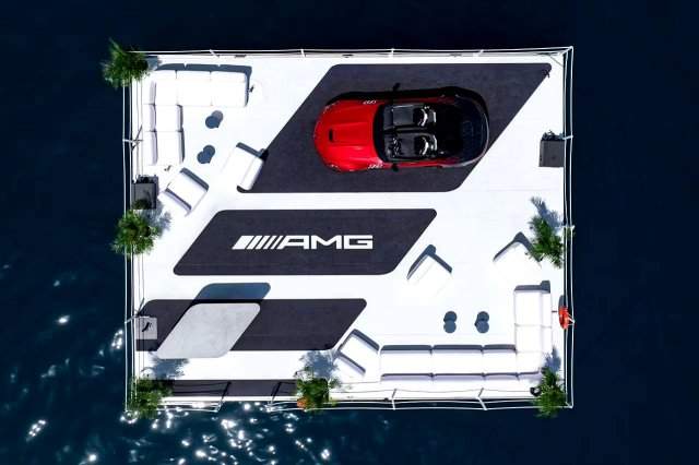 Mercedes-AMG представили концепт спидстера PureSpeed на Гран-при Формулы-1 в Монако