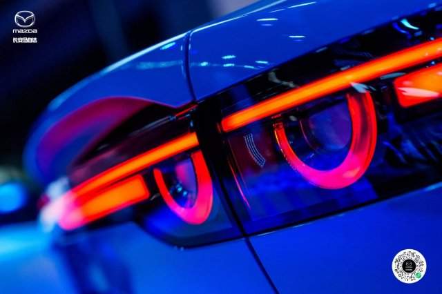 Mazda выпустила спортивный седан EZ-6 за 1,8 млн рублей Mazda выпустила спортивный седан EZ-6 за 1,8 млн рублей