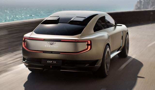 Bentley показали шоу-кар EXP 15 Bentley показали шоу-кар EXP 15