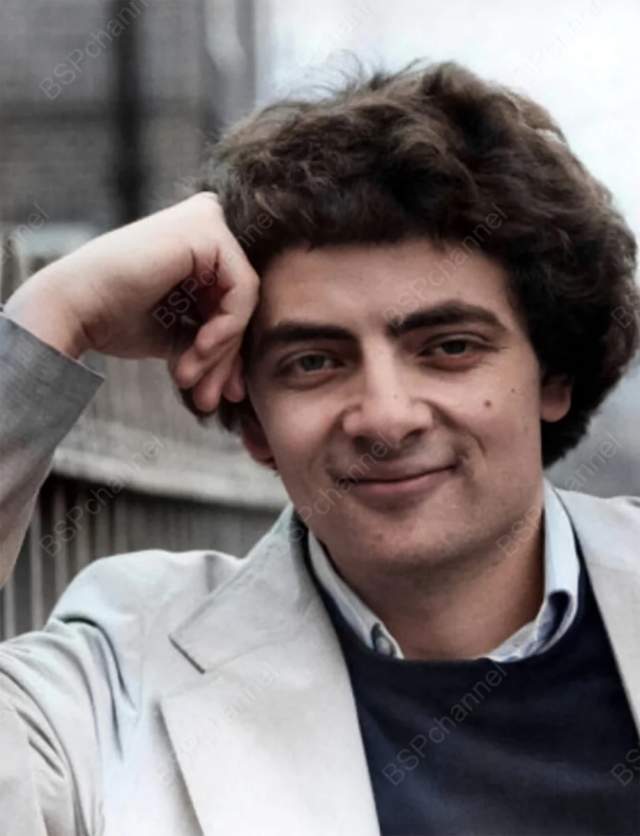 Актёр Роуэн Аткинсон, 1970-е. Актёр Роуэн Аткинсон, 1970-е.