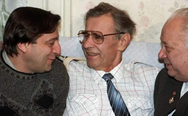 Геннадий Хазанов, Лев Яшин и Николай Озеров, 1990 год