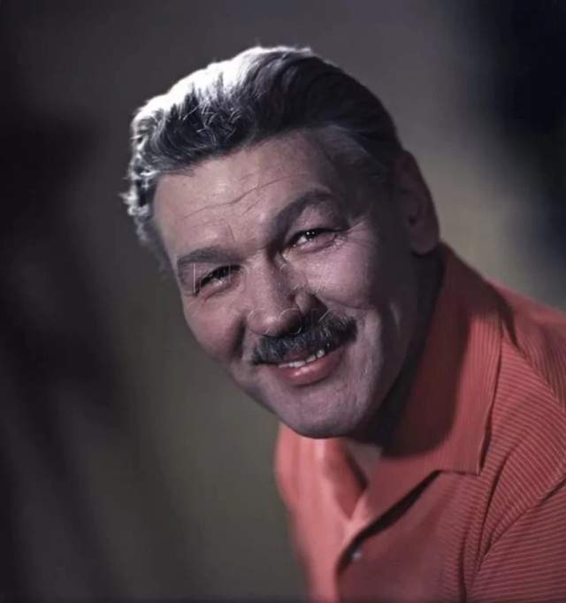 Всеволод Санаев