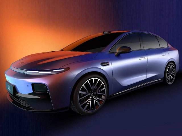 В Китае начали продавать мощный электрокар Leapmotor B01, который дешевле новой Lada Iskra
