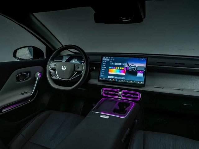 В Китае начали продавать мощный электрокар Leapmotor B01, который дешевле новой Lada Iskra В Китае начали продавать мощный электрокар Leapmotor B01, который дешевле новой Lada Iskra