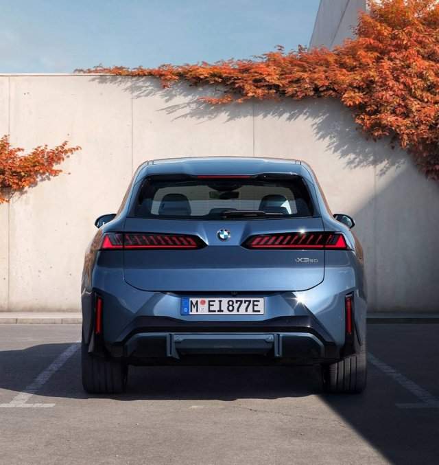 Новый BMW iX3 - первый взгляд Новый BMW iX3 - первый взгляд