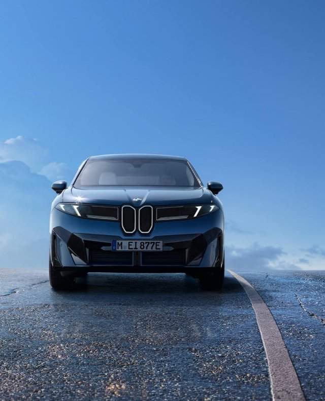 Новый BMW iX3 - первый взгляд Новый BMW iX3 - первый взгляд