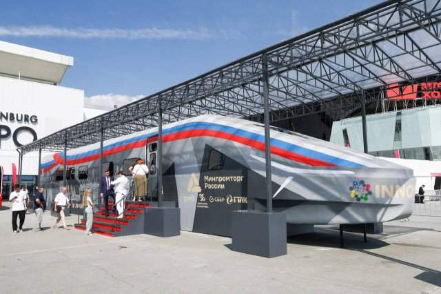 В России выбирают название будущего скоростного поезда Москва-Петербург