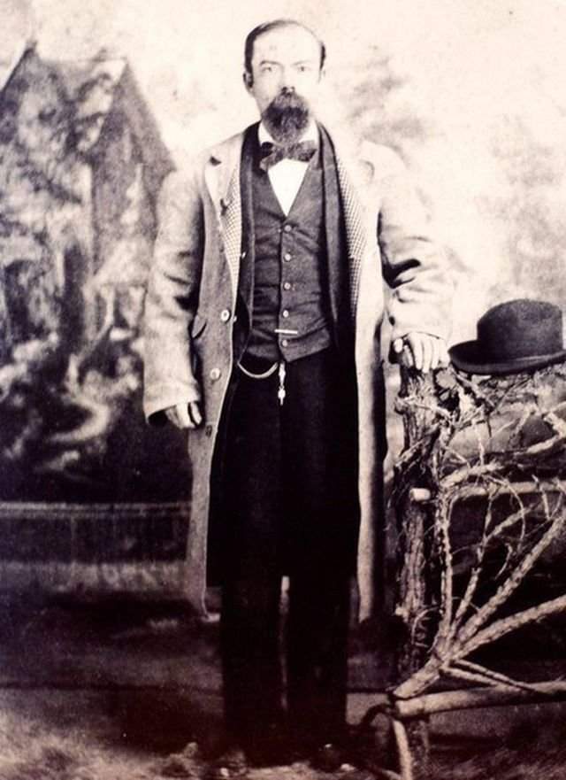 Джаспер Ньютон «Джек» Дэниэл — основатель бренда виски Jack Daniel’s.